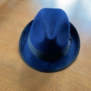 Jcrew woman’s hat navy and black size S